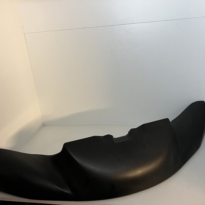 Gebruikt KG 506 voorbumper met bevestiging brackets