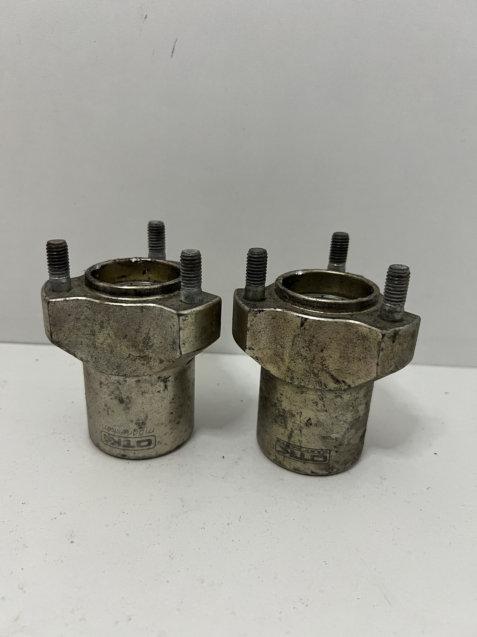 Gebruikt OTK Magnesium voor naaf set 17 x 70MM