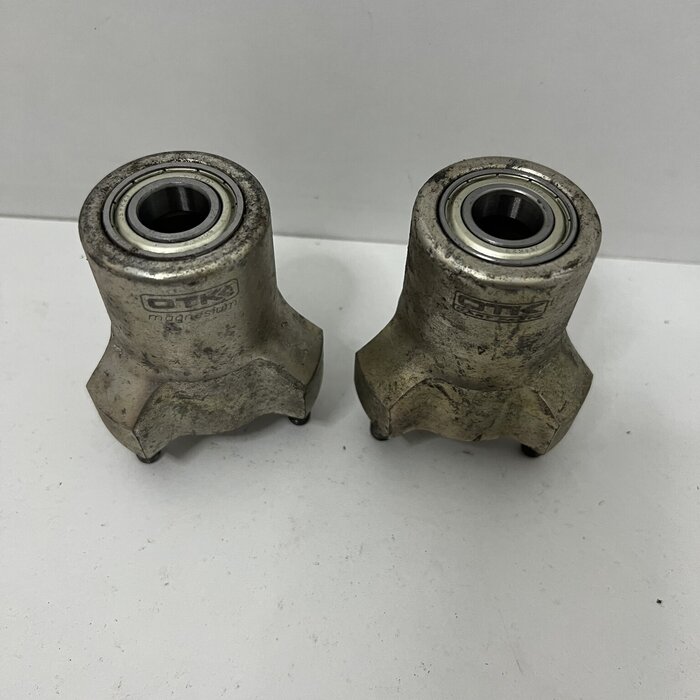 Gebruikt OTK Magnesium voor naaf set 17 x 70MM