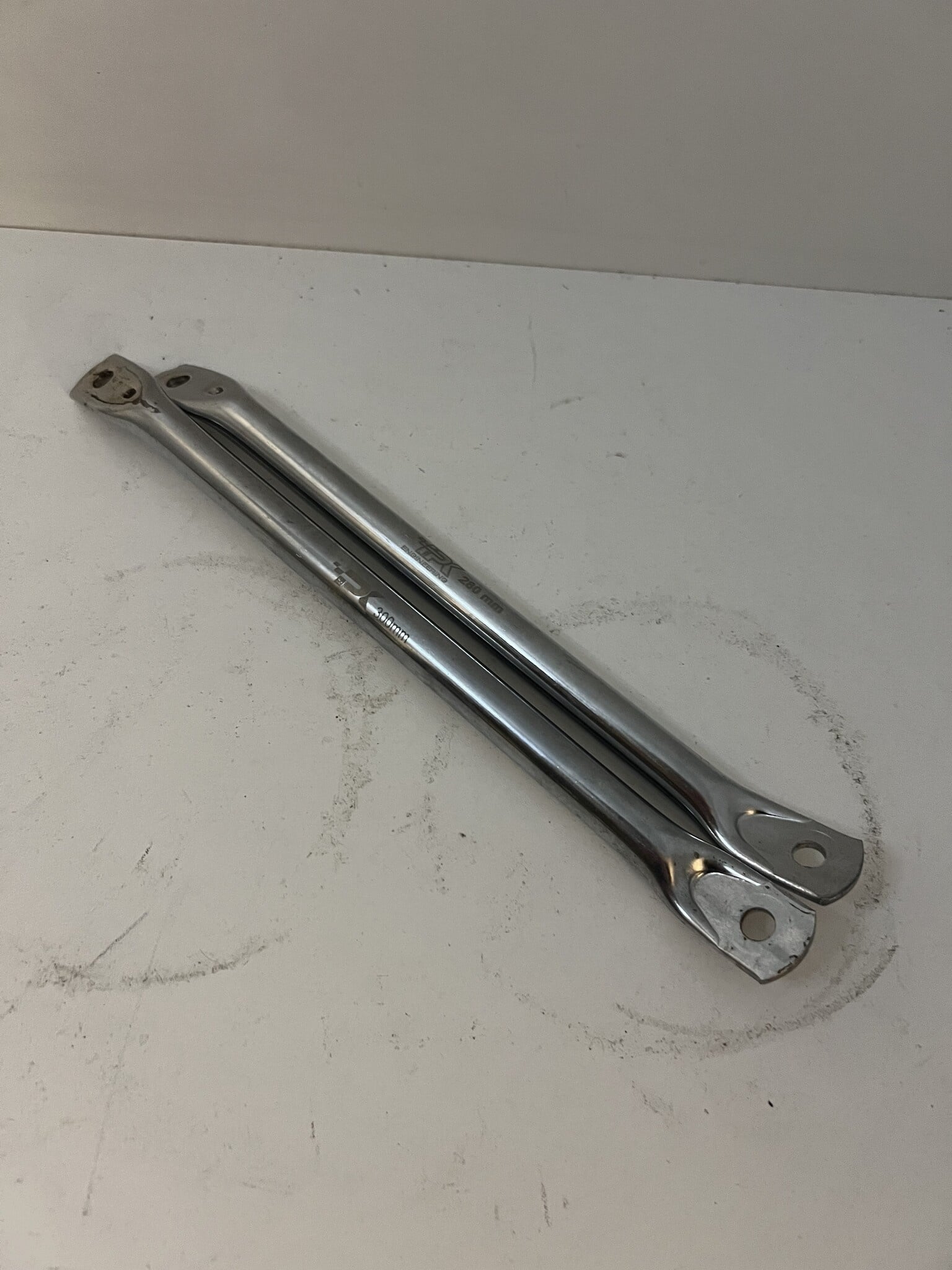 Gebruikt IPK set stoelsteunen 1x300MM / 1x280MM