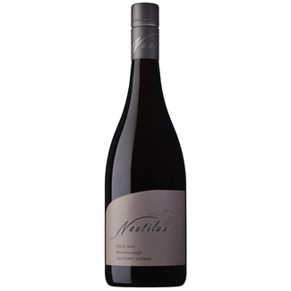 Nautilus Nautilus Pinot Noir 2020 75cl