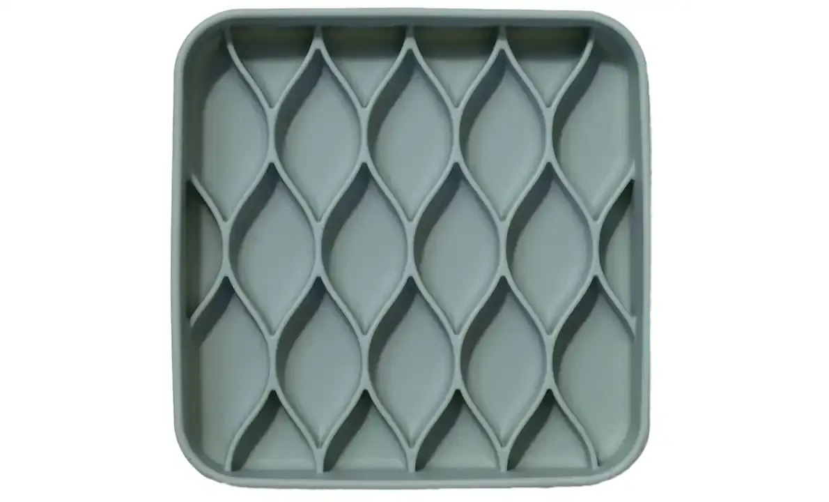 Dogged Argyle Slowfeeder Bowl