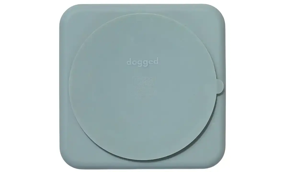 Dogged Chevron Slowfeeder Bowl