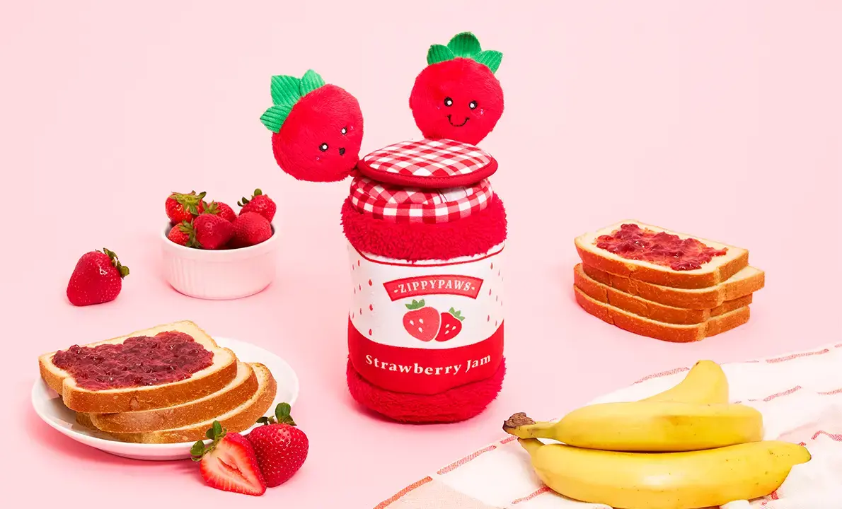 ZippyPaws Bungee Burrow Strawberry Jam Jar