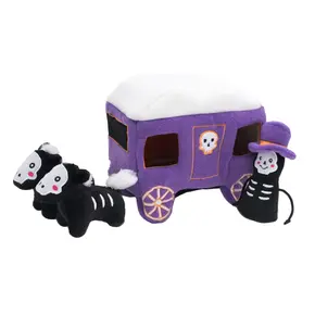 ZippyPaws Halloween Burrow – Haunted Carriage