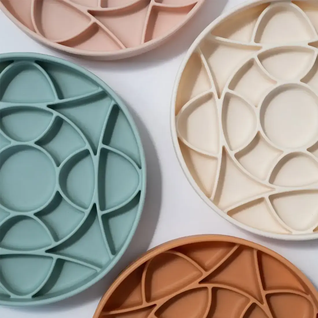 Dogged Circulo Slowfeeder Bowl