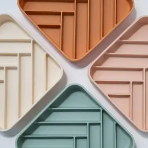 Dogged Chevron Slowfeeder Bowl