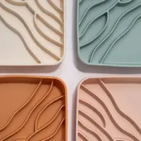 Dogged Beach Slowfeeder Bowl