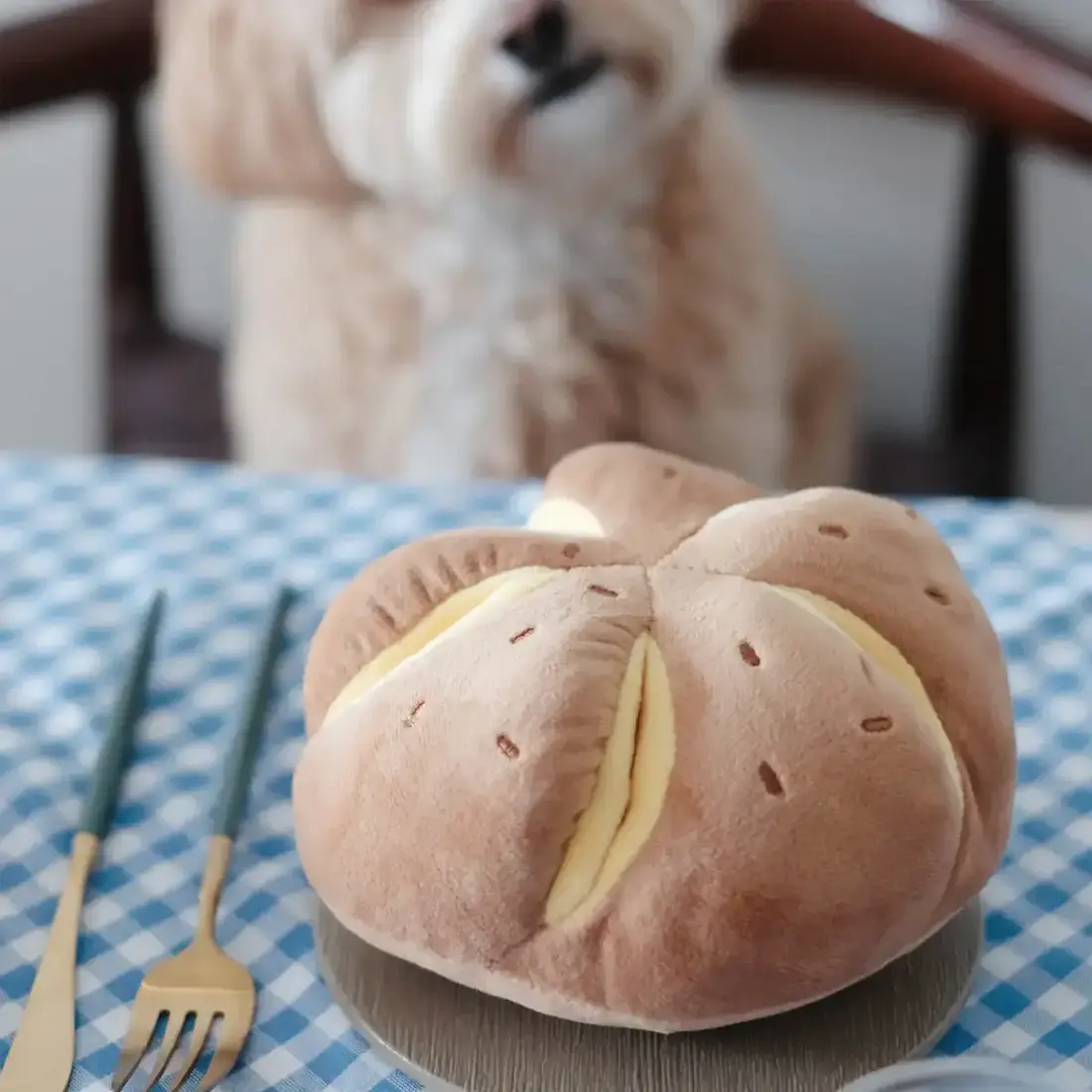Pups & Bubs Cheesy Bread Nosework Toy
