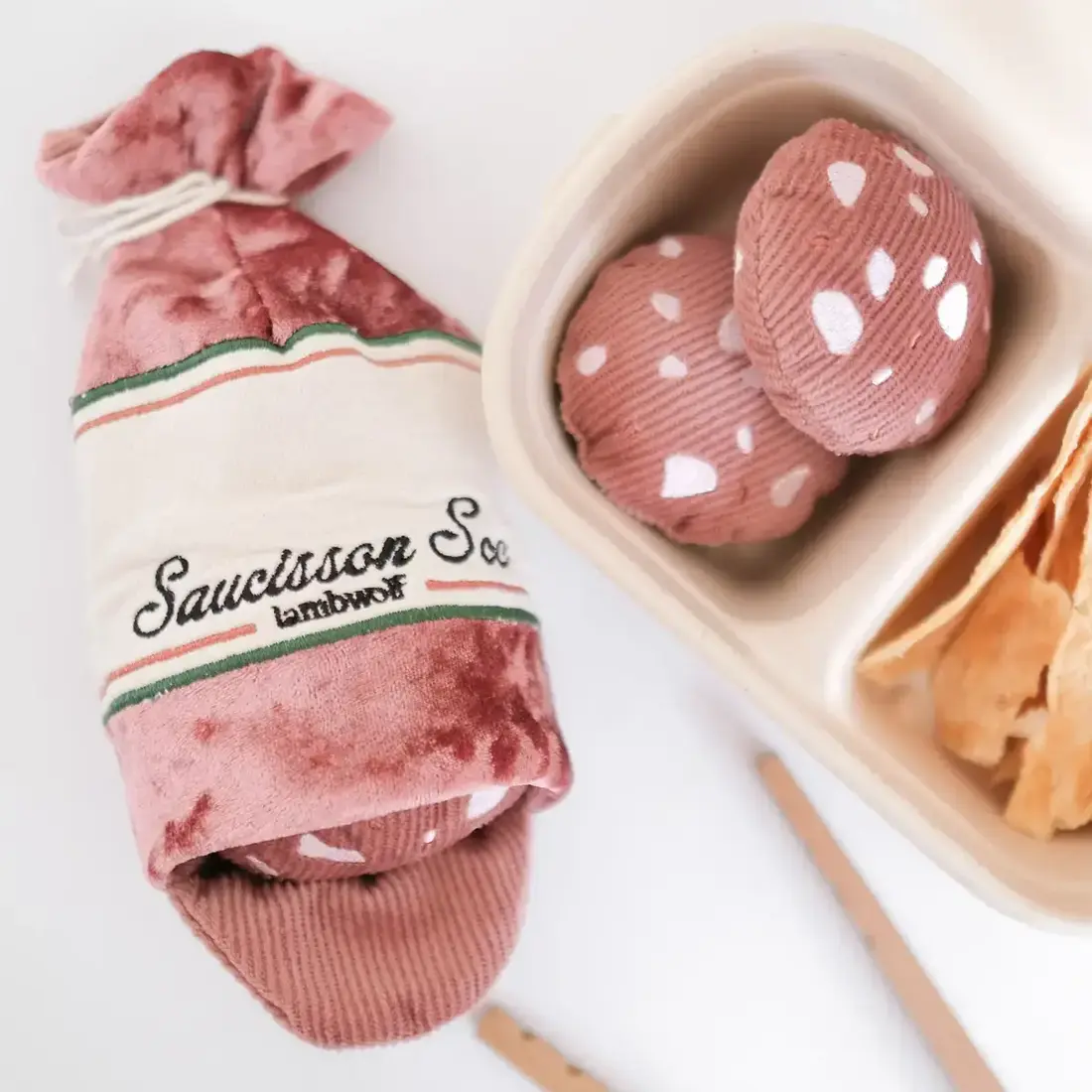 Lambwolf Collective – Saucisson Sec