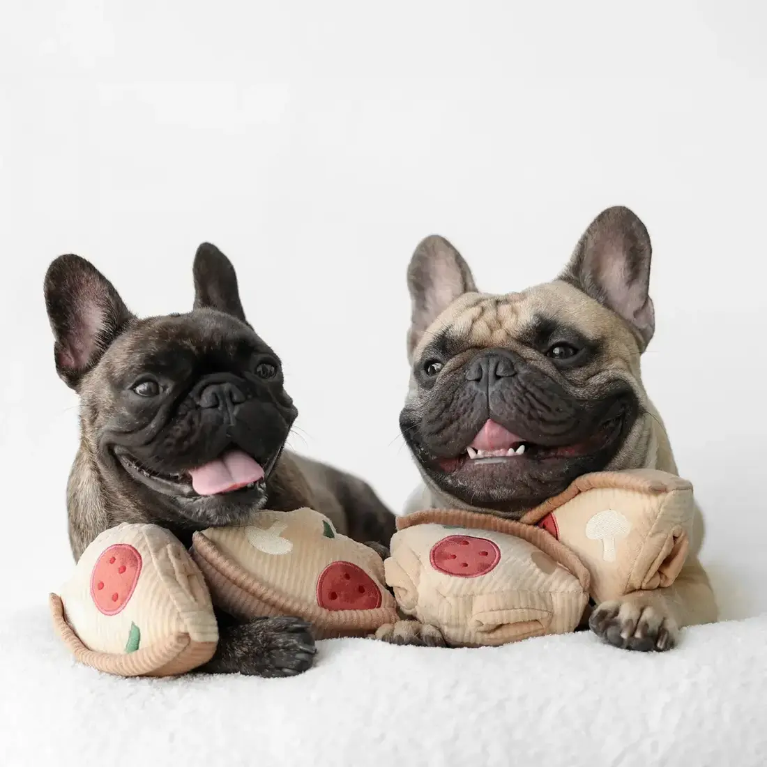 Lambwolf Collective – Deep Dish Pizza