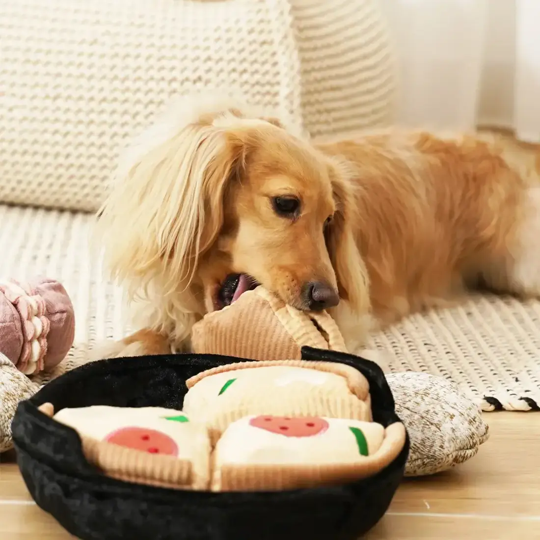 Lambwolf Collective – Deep Dish Pizza