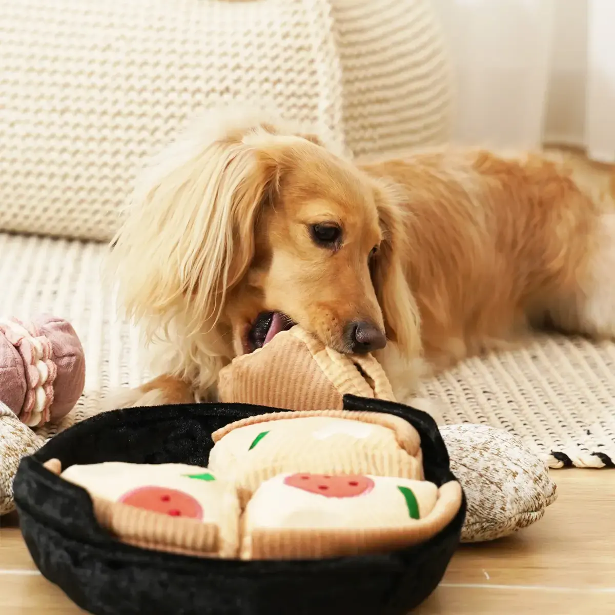 Lambwolf Collective – Deep Dish Pizza