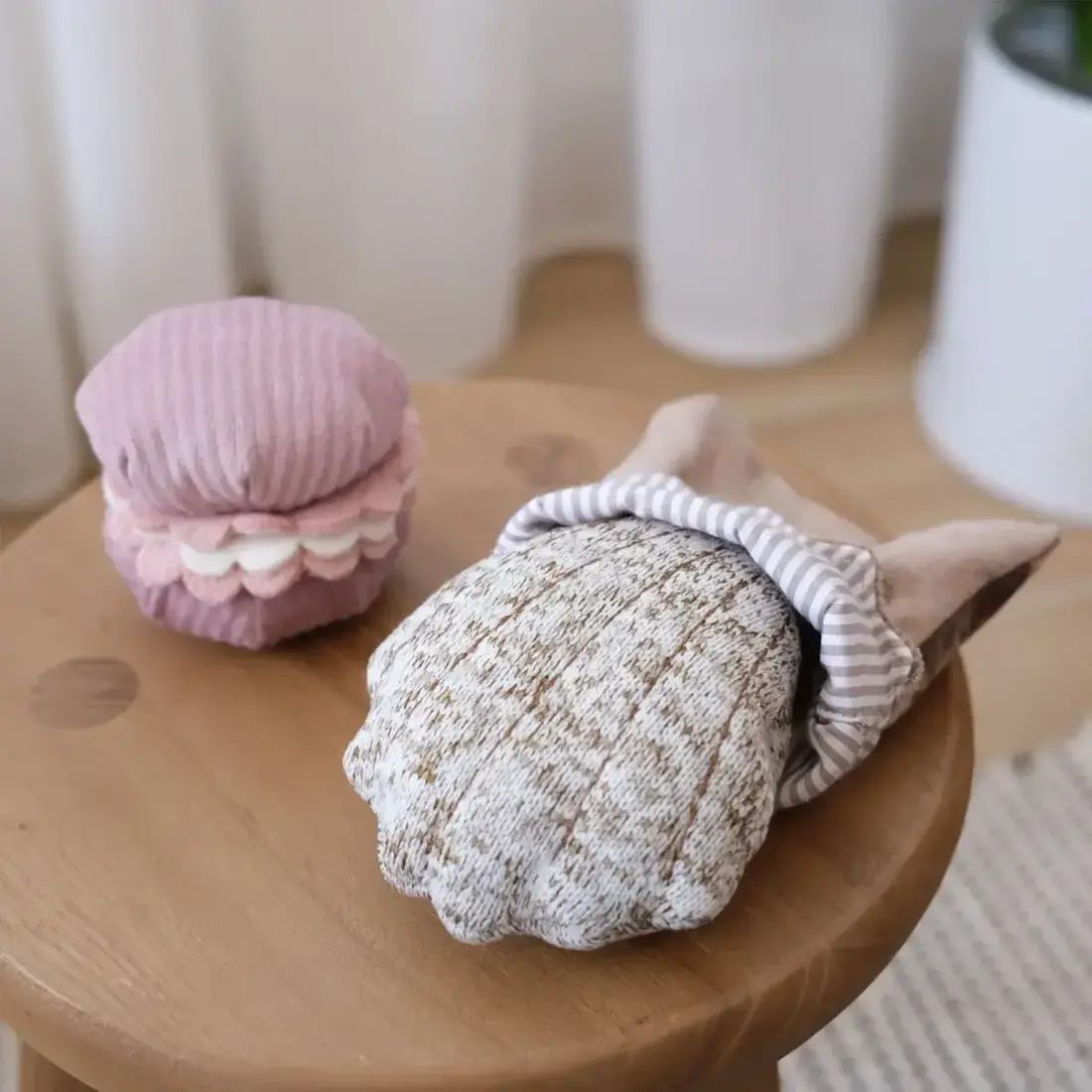 Lambwolf Collective – Petite Two