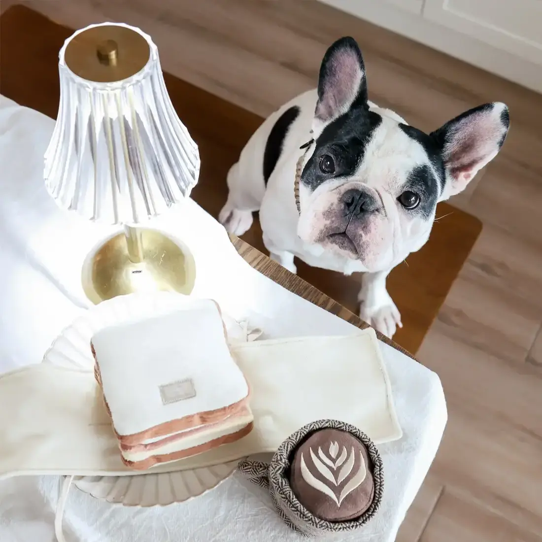 Lambwolf Collective – Ham & Cheese