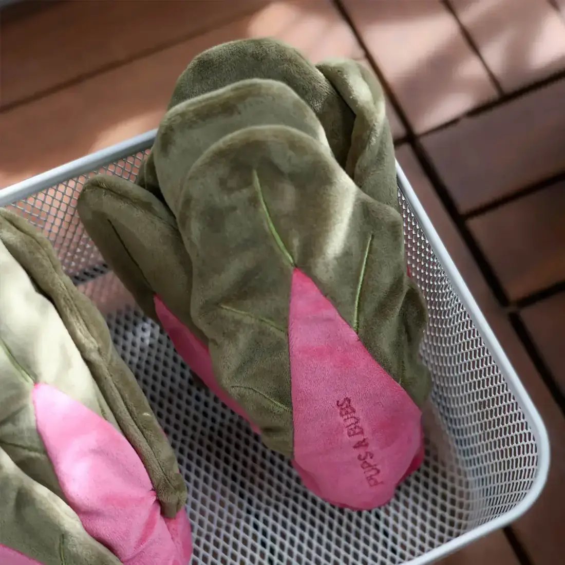 Pups & Bubs Snuffle Swiss Chard Nosework Toy