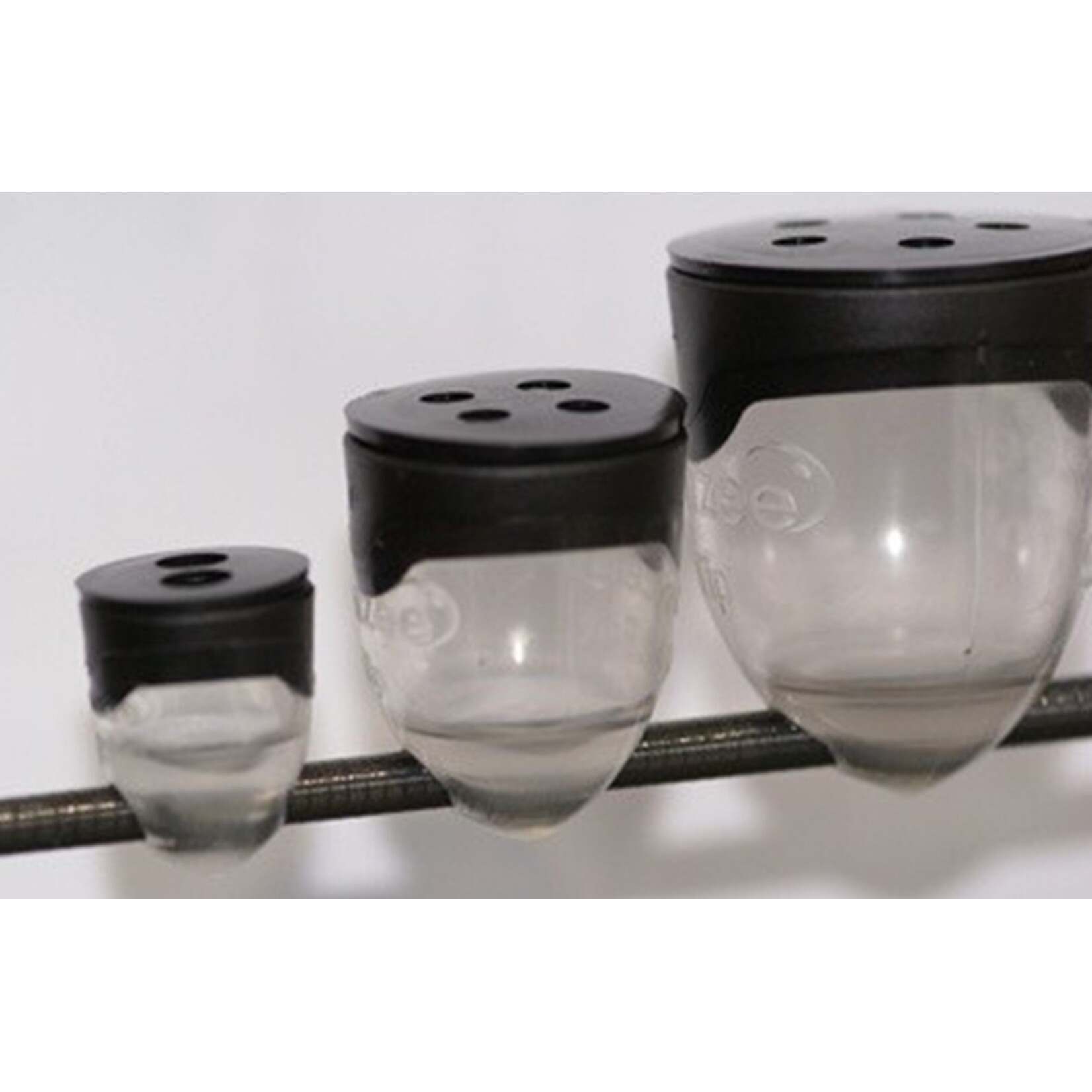 Frenzee Frenzee Soft Pot in Clear-Zwart – stille, veilige topkit-voerpot voor nauwkeurig bijvoerenn Outdoor