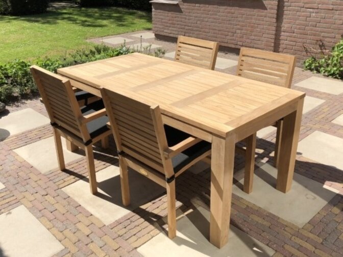 Gartentisch Verona aus Teakholz 90 x 180 cm