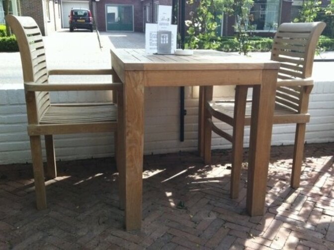 Teak-Gartentisch Verona schmal 70 x 95 cm