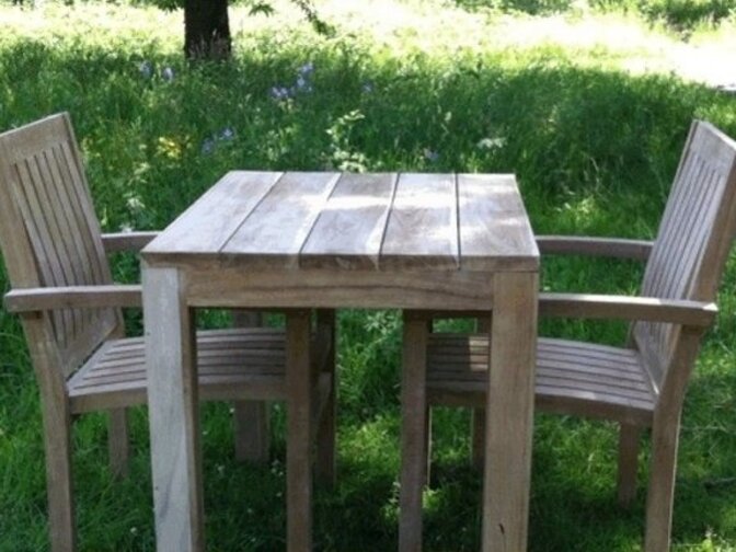 Gartentisch Napoli aus Teakholz 70 x 95 cm