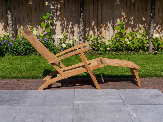 Liegestuhl New Ocean aus Teakholz