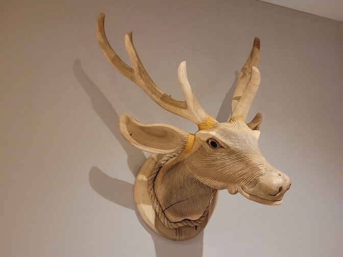 Hirschkopf mit Geweih aus Holz M