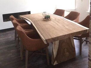 Baumstamm-Tisch 240 cm