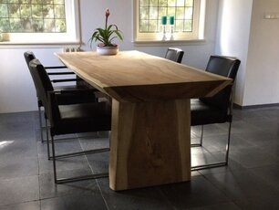 Baumstamm-Tisch aus Suar-Holz 180 cm
