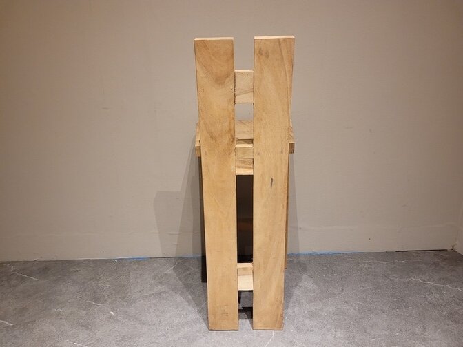 Baumstamm-Stehtischstuhl H