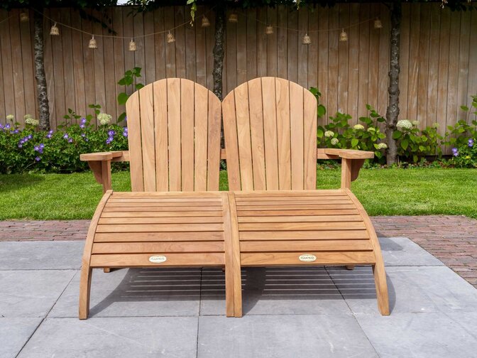 Riviera-Doppelliege mit Fußschemel