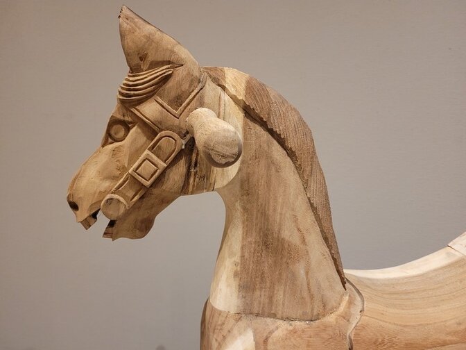 Schaukelpferd aus Holz