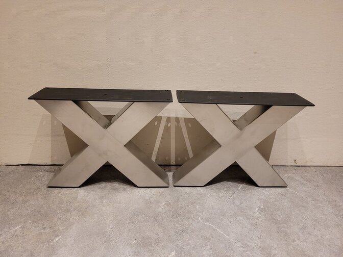 Couchtischgestell X-Form aus Metall – Edelstahl (pro Set)