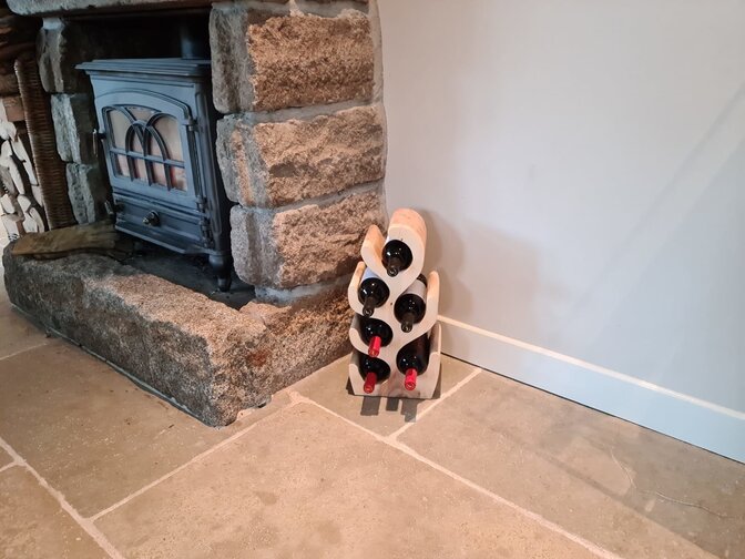 Weinregal aus Holz für 6 Flaschen