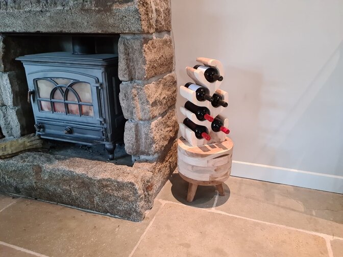 Weinregal aus Holz für 6 Flaschen