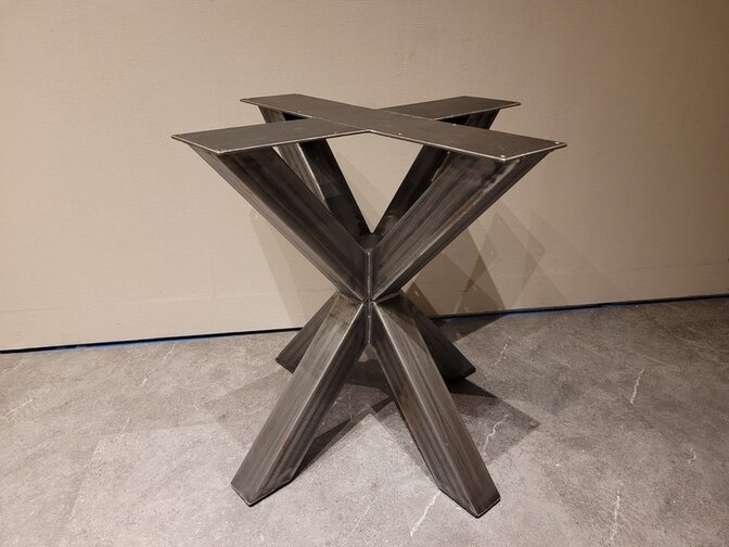 Doppel-X-Tischgestell – rustikal 68 cm