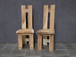 Suar-Esszimmerstuhl Modell H