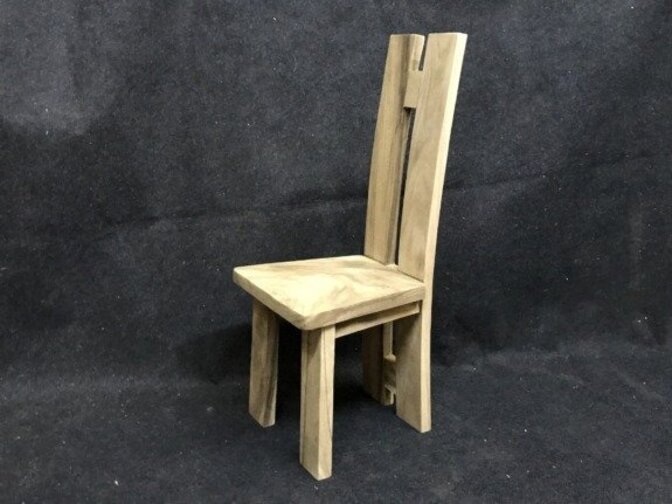 Suar-Esszimmerstuhl Modell H