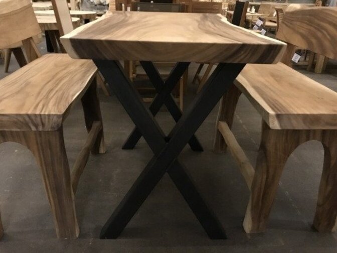 Baumstamm-Stehtischgestell X – pro Set