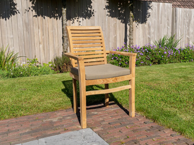 Teak Gartenset Verona 80160 + 4 Stapelstühle + Polster