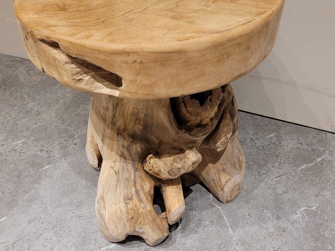 Teak-Hocker aus Wurzelholz 45 cm