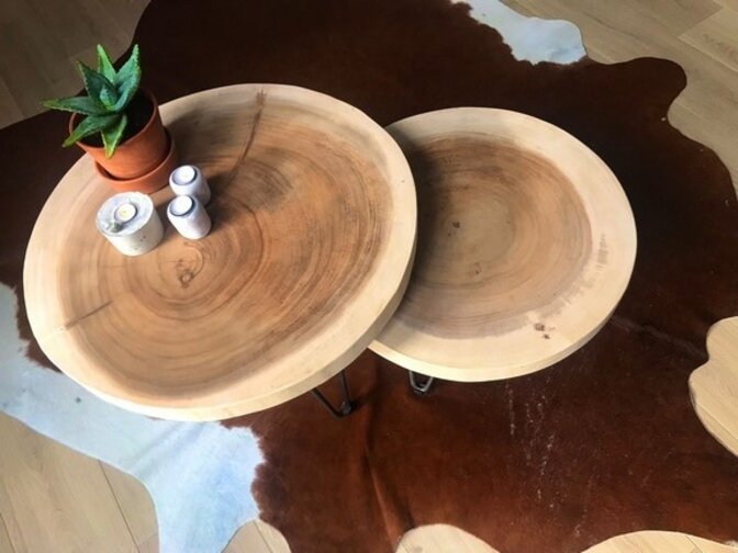 Couchtisch 50 x 35 cm auf 3 Beinen