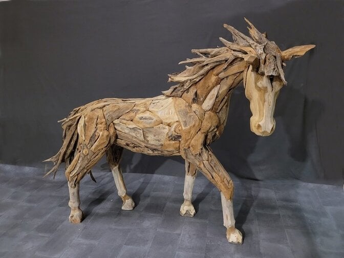 Große Pferd-Holzskulptur aus Treibholz 250 cm