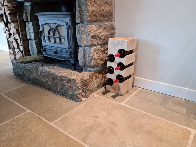 Rechteckiges Weinregal aus Holz für 6 Flaschen