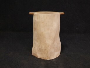 Rustikaler Baumstamm-Tischfuß aus Massivholz