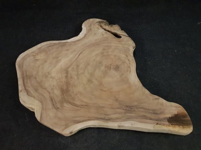 Suar-Baumstammtischplatte 145/190 cm CA41-1020