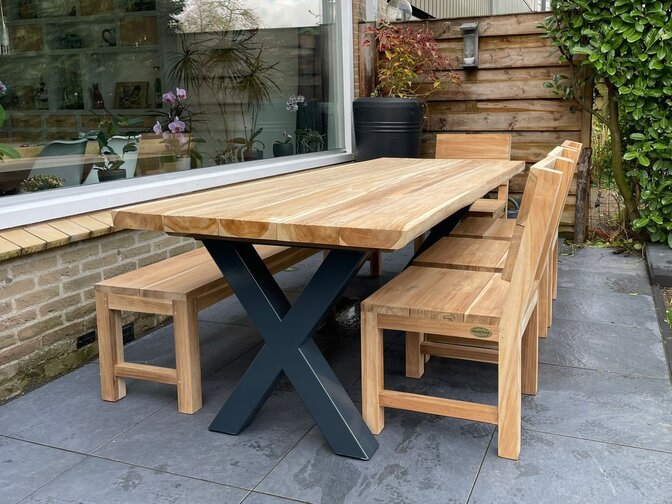 Tischplatte aus Teak-Baumstamm 95x240cm für den Außenbereich
