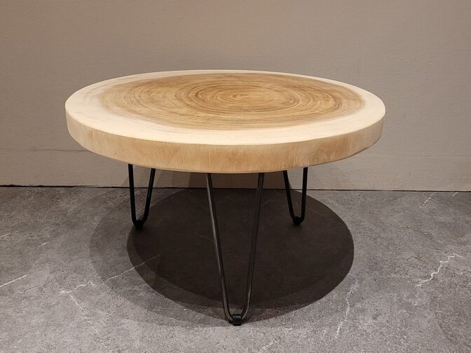 Runder Couchtisch mit Hairpins & Baumstamm-Tischplatte 70 x 41 cm