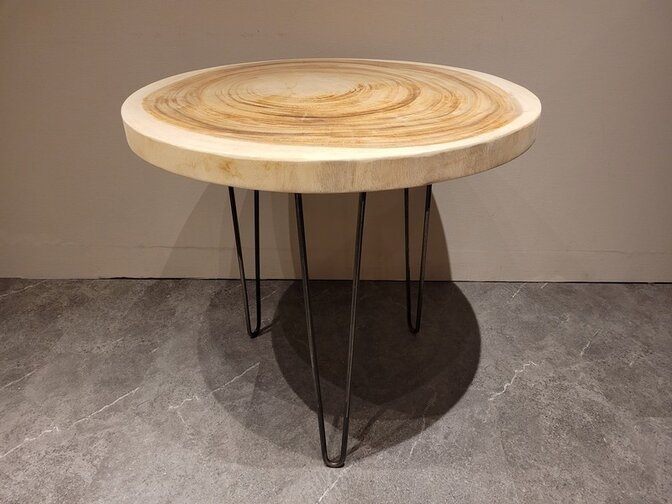 Runder Couchtisch mit Hairpins & Baumstamm-Tischplatte 80x75 cm