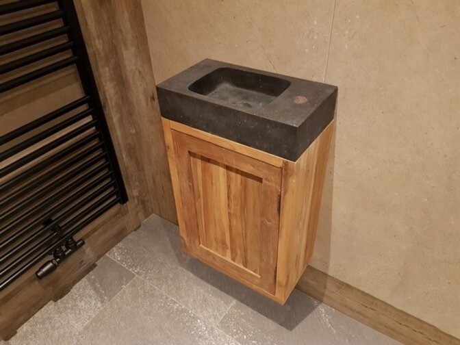 Natursteinwaschbecken  eckig 40x22x9cm