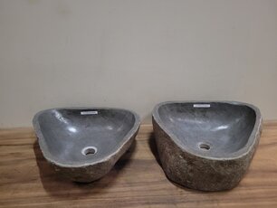 2 Flusssteinwaschbecken 47x43x15cm FL21324